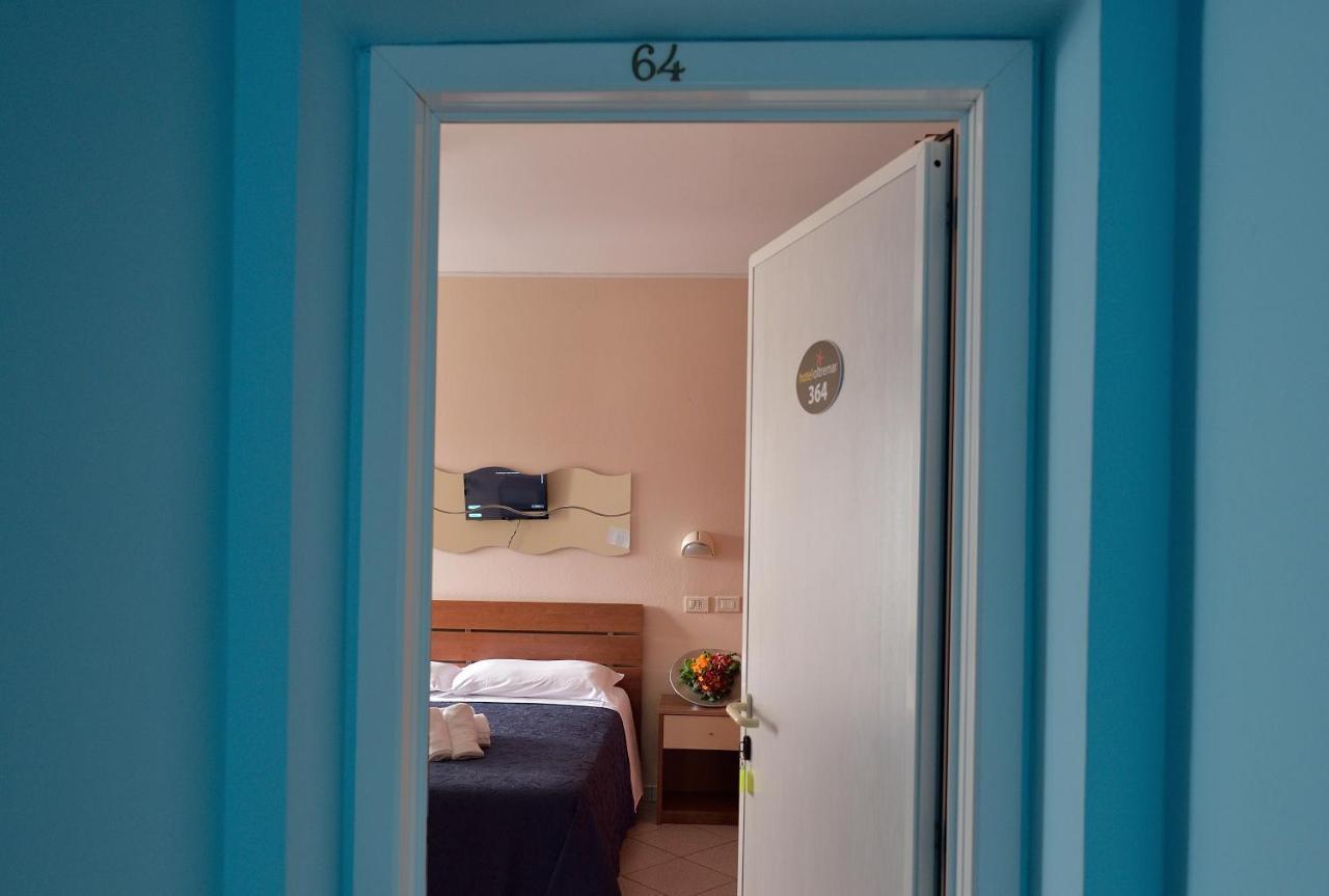 Hotel Oltremar B&B Cattolica Exteriér fotografie